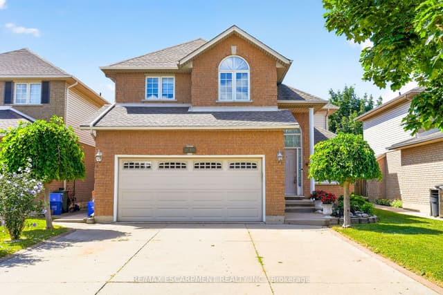 Detached at 42 Hillgarden Drive, Hamilton, ON L8J 3R3