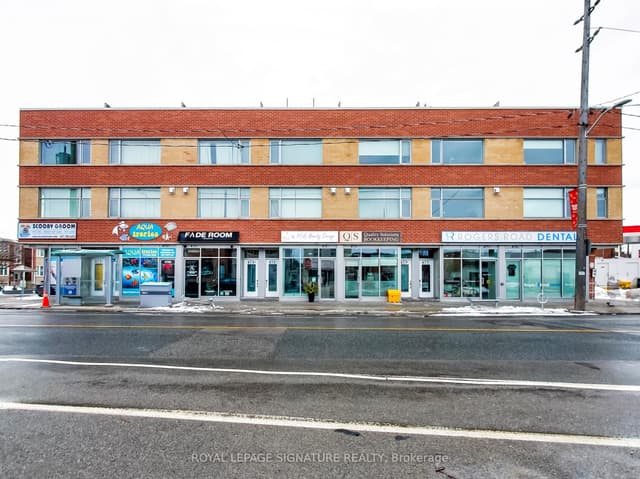 Commercial Retail at 475D Rogers Road, Toronto, ON M6N 0B3, Toronto W03