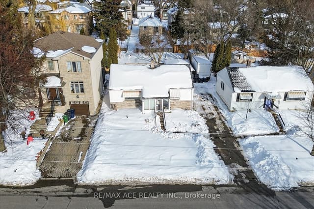 Detached at 83 Brooklawn Avenue, Toronto, ON M1M 2P7, Toronto E08