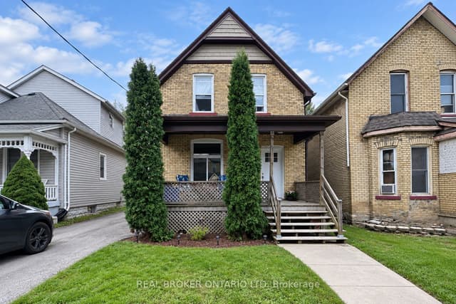 Duplex at 31 Myrtle Street, St. Thomas, ON N5R 2E6