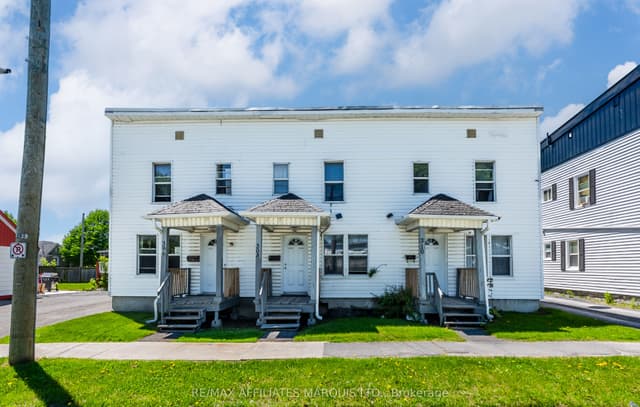 Triplex at 306 Marlborough Street N, Cornwall, ON K6H 4A3
