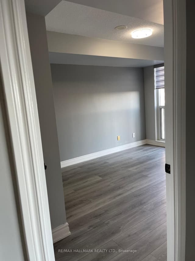 Condo Apartment at 70 Town Centre Court 1805, Toronto, ON M1P 0B2, Toronto E09