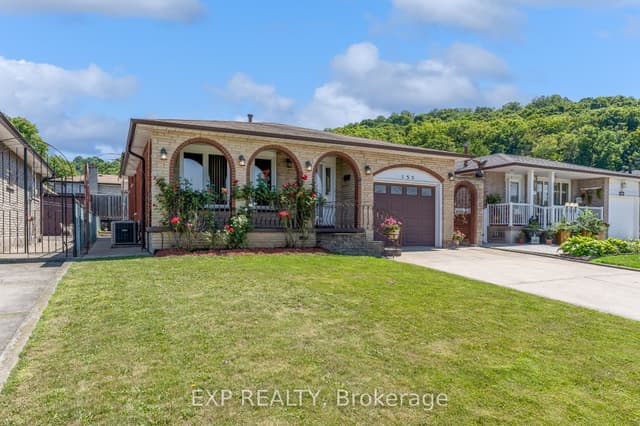 Detached at 150 Marcella Crescent, Hamilton, ON L8K 6G3