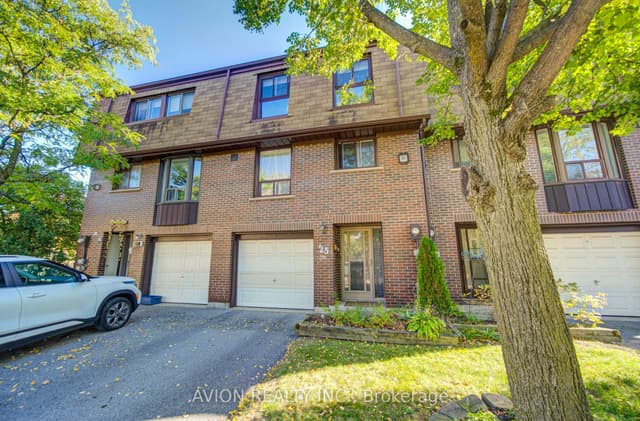 Condo Townhouse at 11 Plaisance Road 25, Richmond Hill, ON L4C 5H1