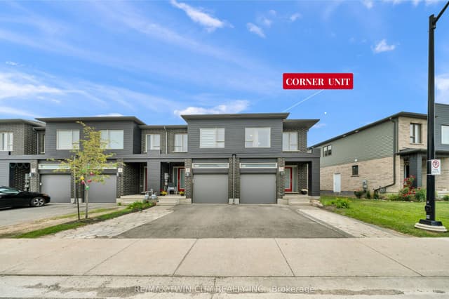Att/Row/Townhouse at 13 Pony Way, Kitchener, ON N2R 0R8