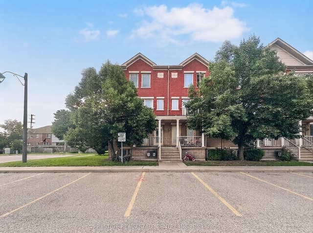 Condo Townhouse at 5050 Intrepid Drive 31, Mississauga, ON L5M 0E5