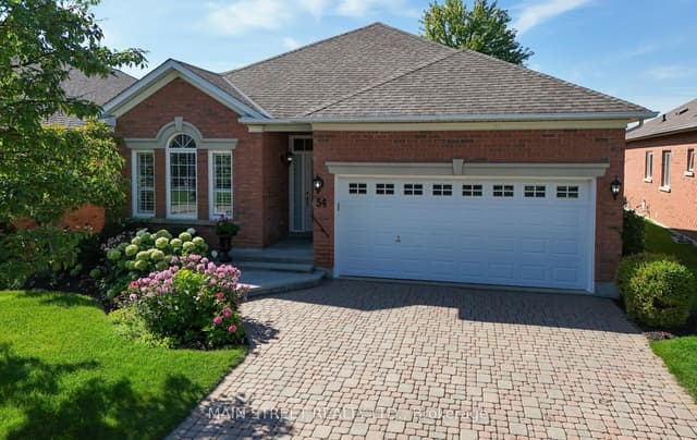 Detached at 54 Couples Gallery, Whitchurch-Stouffville, ON L4A 1M6
