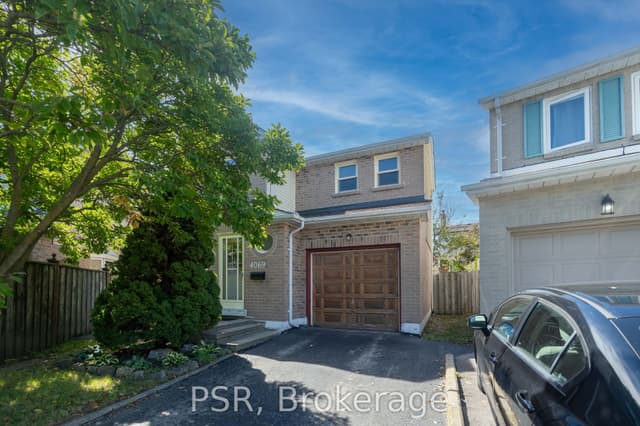 Detached at 4069 Chelmsford Court, Mississauga, ON L5B 2X2