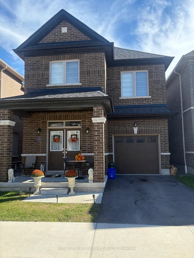 Detached at 1101 Skyridge Boulevard, Pickering, ON L1X 0G7