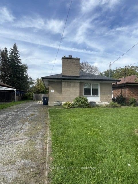 Detached at 10 Shenley Road Main, Toronto, ON M1K 3V6, Toronto E04