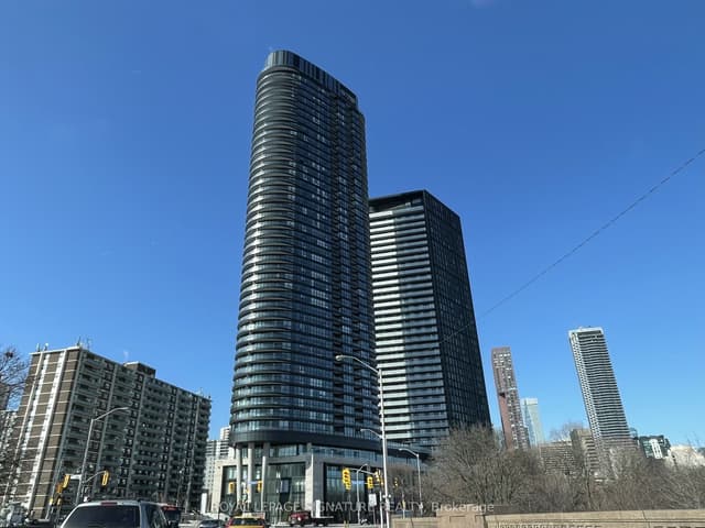 Condo Apartment at 585 Bloor Street E 1916, Toronto, ON M4W 0B3, Toronto C08