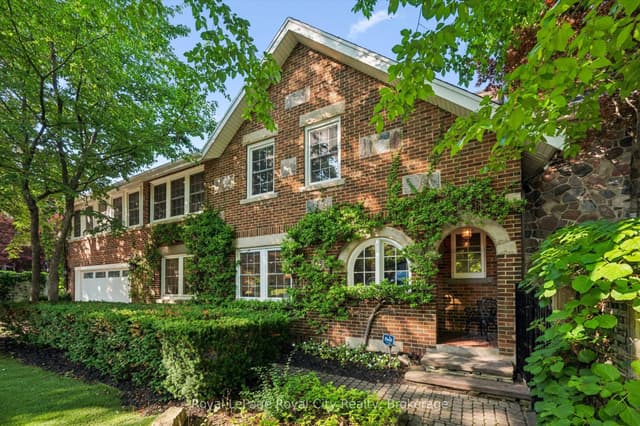 Detached at 1 Barber Avenue, Guelph, ON N1H 5E6
