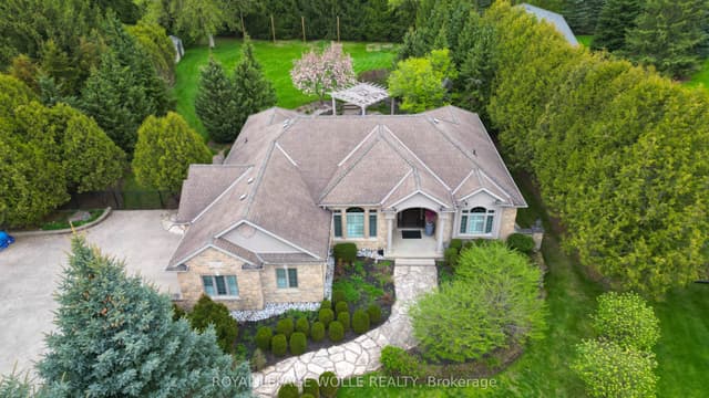 Detached at 118 Old Mill Road, Cambridge, ON N3H 4R8