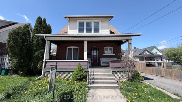 Detached at 5113 St Lawrence Avenue, Niagara Falls, ON L2E 3Y9