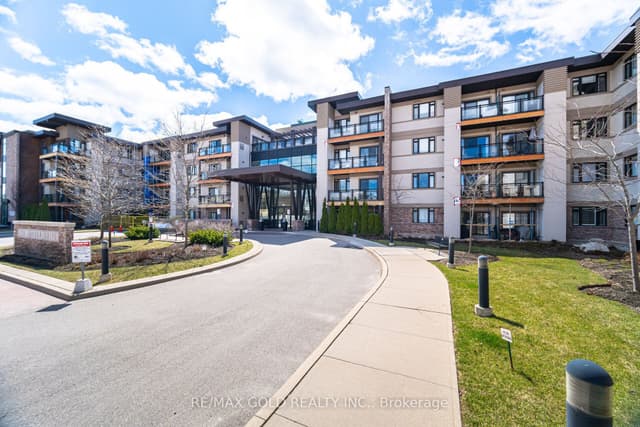 Condo Apartment at 128 Garden Drive 324, Oakville, ON L6K 0H7