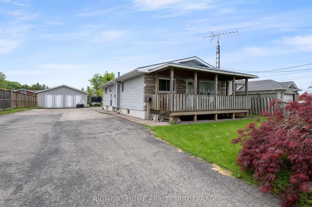 Detached at 133 Quaker Road, Welland, ON L3C 3G3
