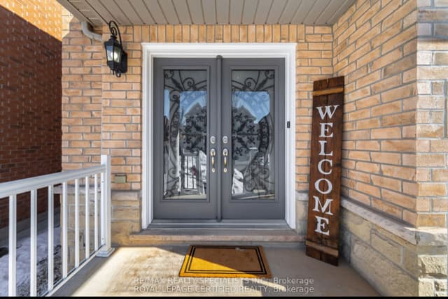 Detached at 122 Teal Crest Circle, Brampton, ON L6X 2Z3