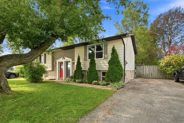 Semi-Detached at 445 Bay Street, Scugog, ON L9L 1M7