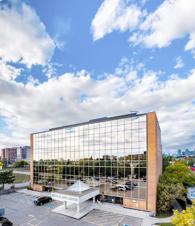 Office at 71 King Street W 206, Mississauga, ON L5B 4A2