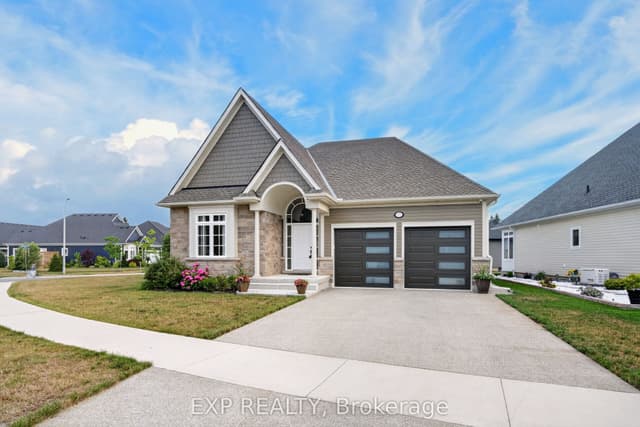 Detached at 3571 Whispering Woods Trail, Fort Erie, ON L0S 1N0