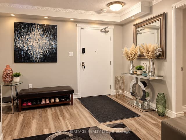 Condo Apartment at 1210 Radom Street 302, Pickering, ON L1W 2Z3