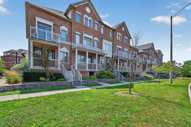 Condo Townhouse at 180 Howden Boulevard 15, Brampton, ON L6S 0E6