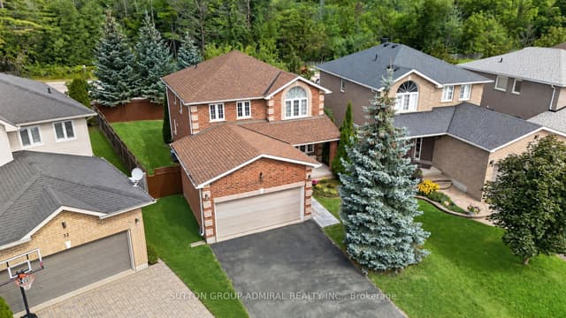 Detached at 34 Balmoral Place, Barrie, ON L4N 0Y9