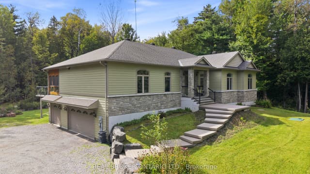 Detached at 3475 Torwood Drive, Constance Bay - Dunrobin - Kilmaurs - Woodlawn, ON K0A 1T0