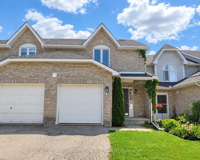 Att/Row/Townhouse at 525 Oakvale Drive 2, Waterloo, ON N2T 2G8