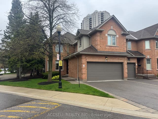 Condo Townhouse at 1905 Broad Hollow Gate 13, Mississauga, ON L5L 3T4