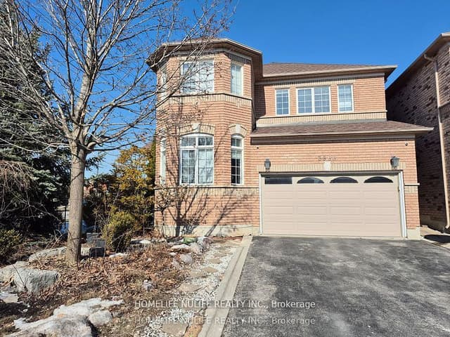 Detached at 3866 Thomas Street, Mississauga, ON L5M 7B1