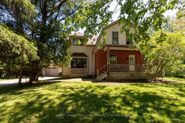 Detached at 409 Mornington Street, Stratford, ON N5A 5G7