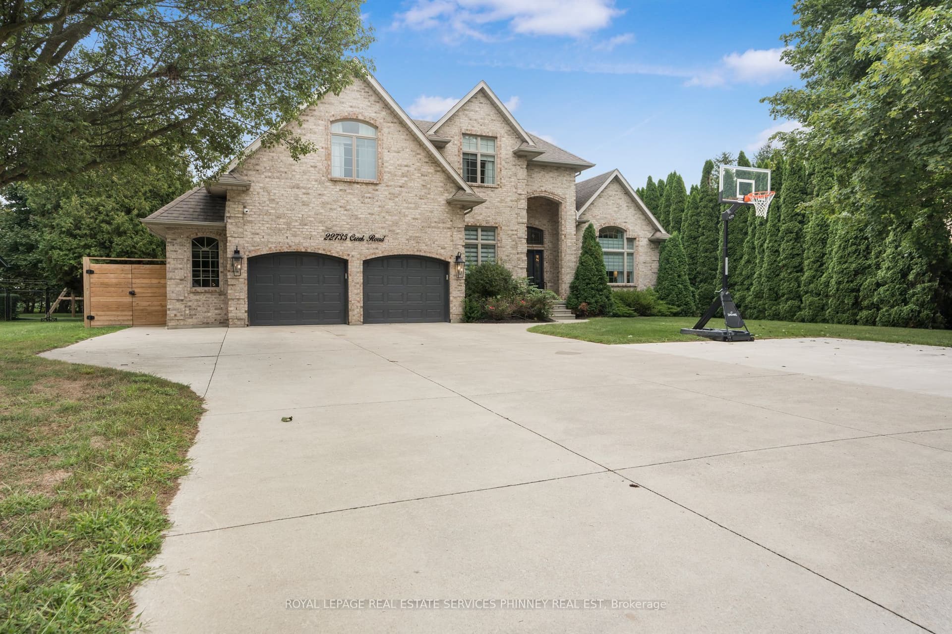 22735 Creek Rd
