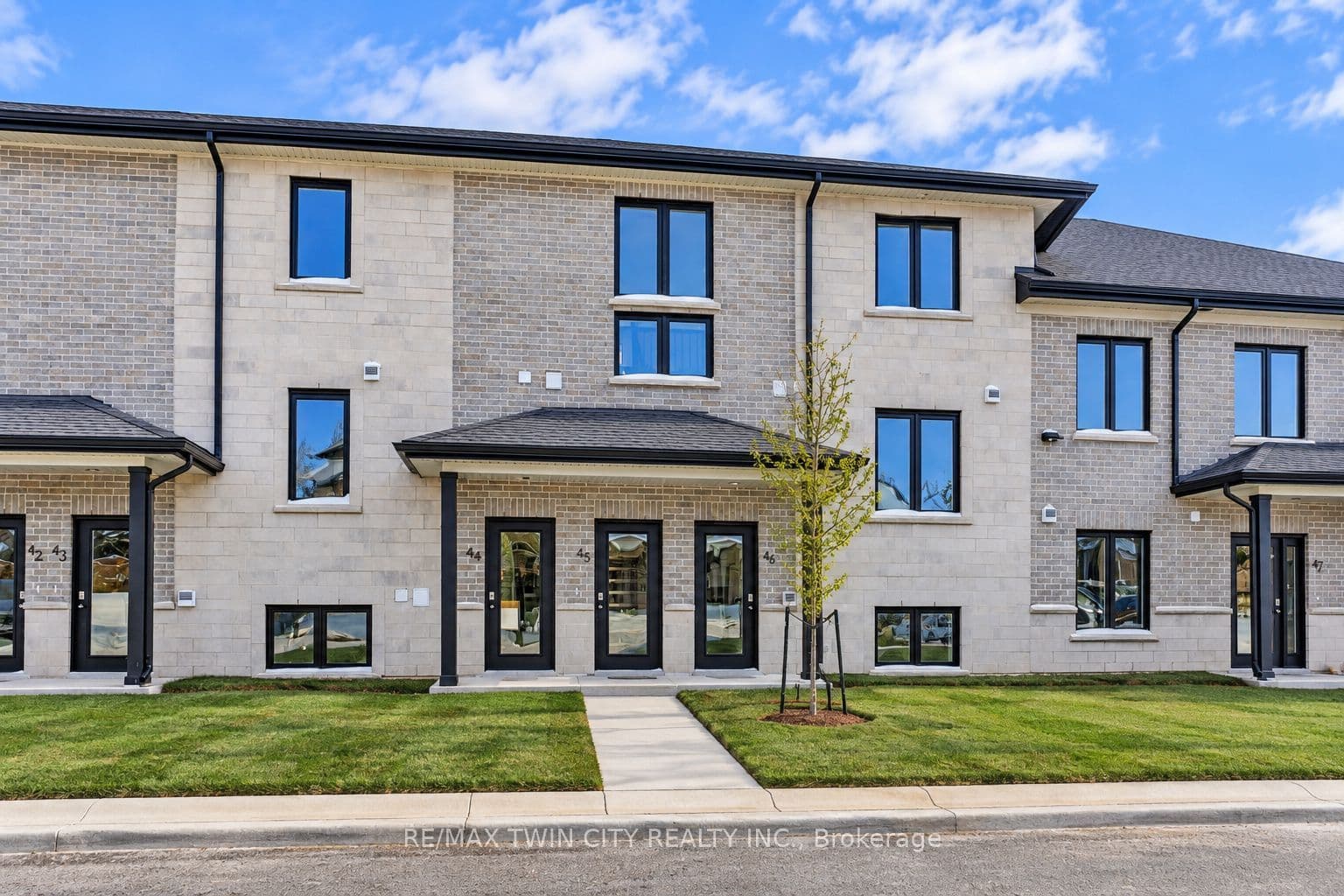 Suite 45, Unit 45 · 3202 Vivian Line