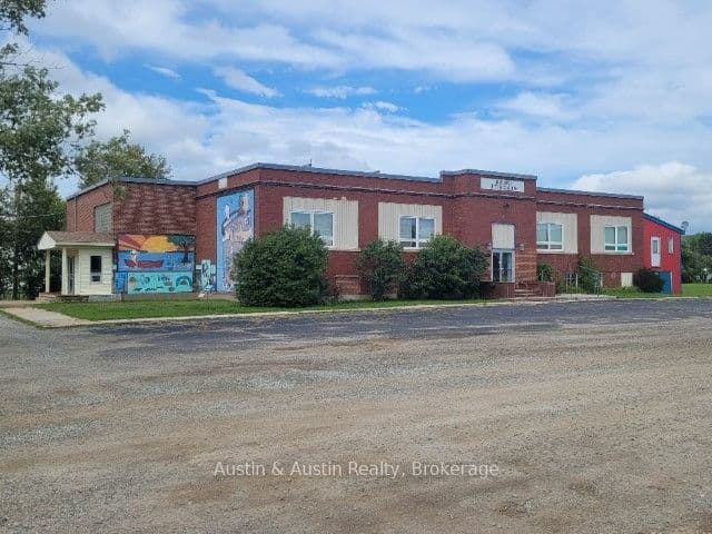 Multiplex at 110 Clark Street, Atikokan, ON P0T 1C0