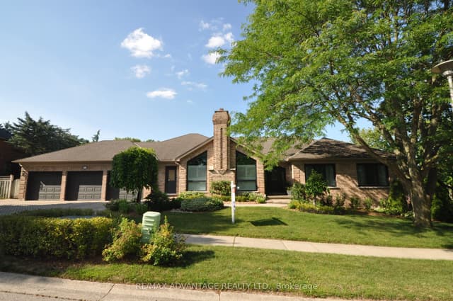 Detached at 1 Smallman Drive, London North, ON N6G 4R3