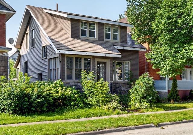 Detached at 145 Albert Street W, Sault Ste Marie, ON P6A 1B5