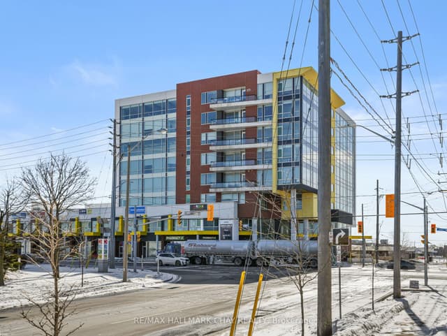 Office at 1275 Finch Avenue W 615, Toronto, ON M3J 2B1, Toronto W05