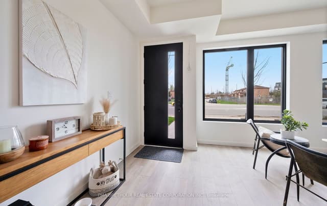 Att/Row/Townhouse at 17 Rainwater Lane, Barrie, ON L4N 9J6