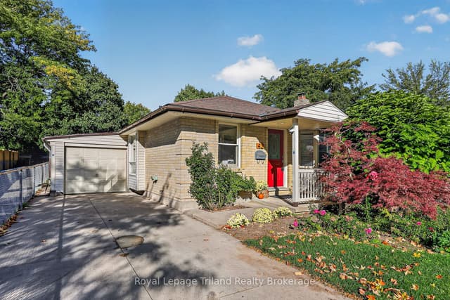 Detached at 43 Dundee Court, London South, ON N6C 5E4