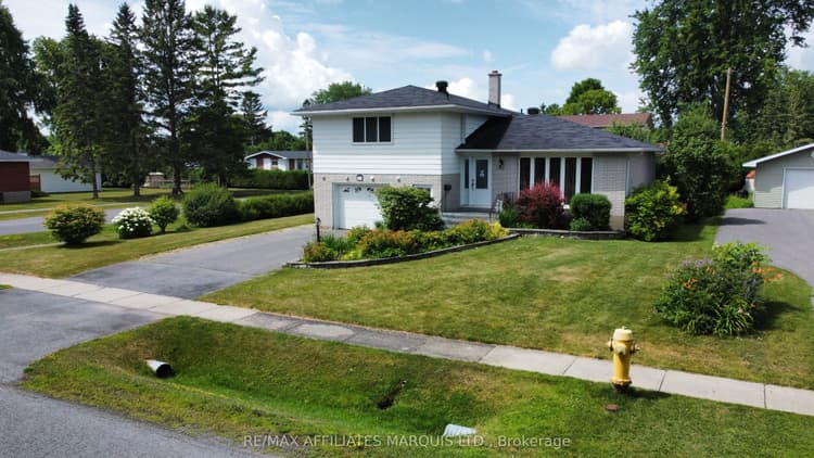 11 Ault Drive