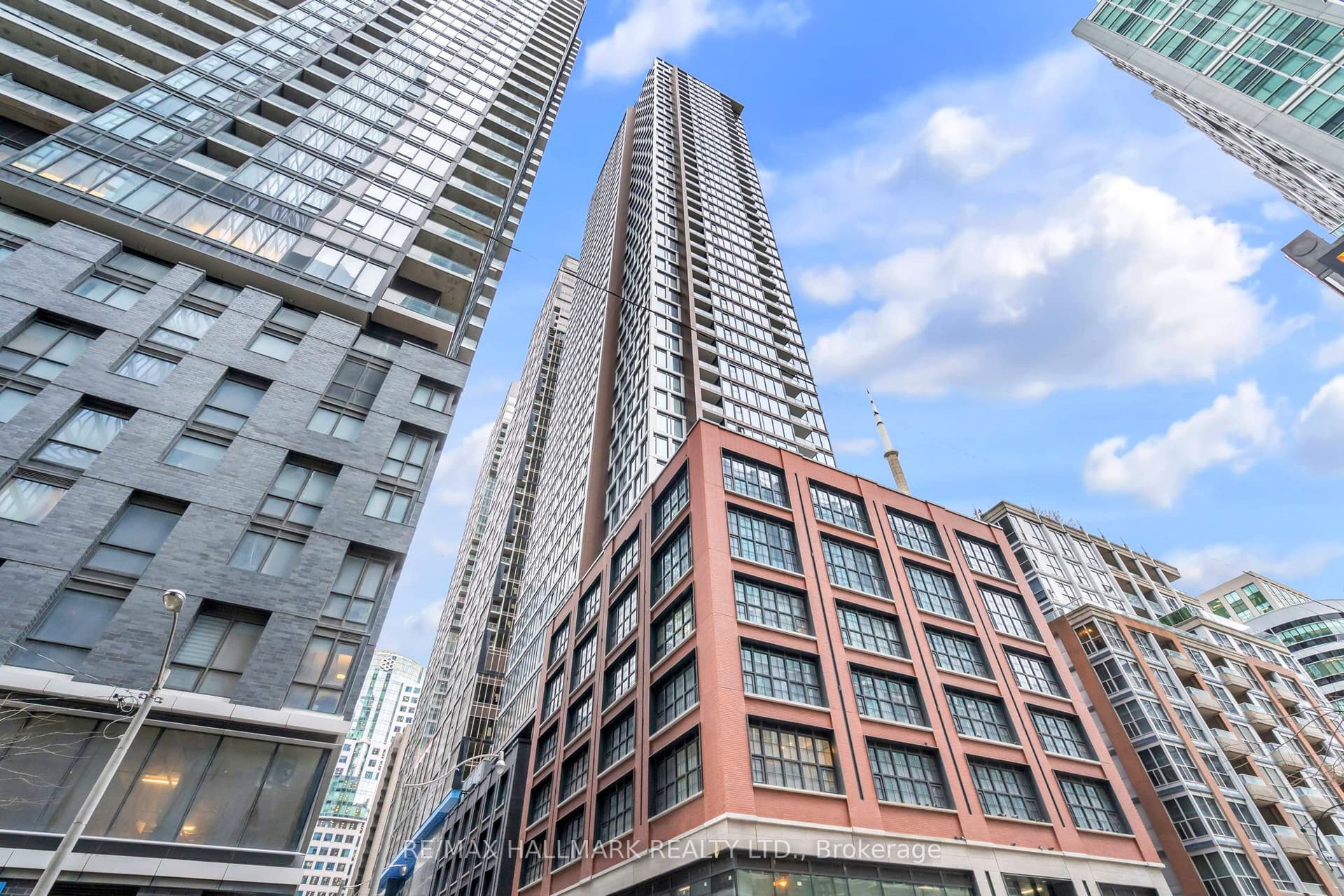Suite 3212 · Floor 32, Unit 3212 · 55 Mercer St