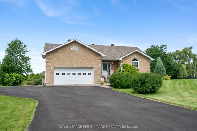 Detached at 18245 Tyotown Road, South Glengarry, ON K6H 7S7