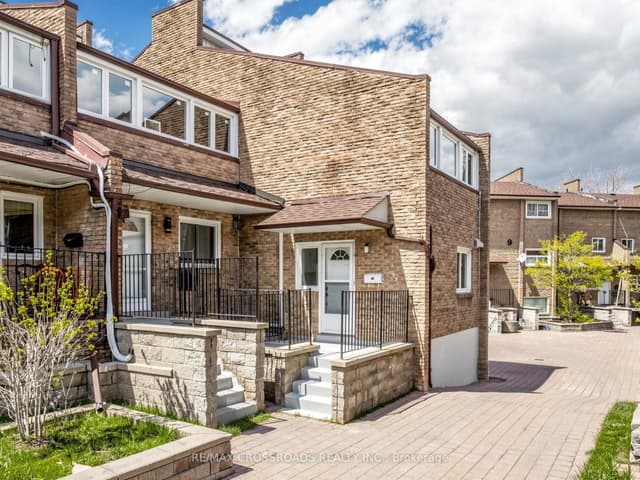 Condo Townhouse at 50 Scarborough Golf Club Road 95, Toronto, ON M1M 3T5, Toronto E08