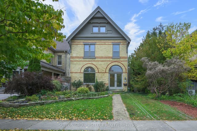 Detached at 512 Piccadilly Street, London East, ON N5Y 3G5