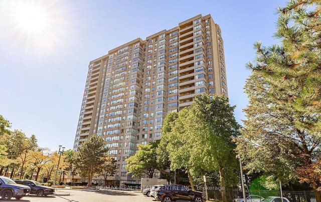 Condo Apartment at 30 Malta Avenue E 802, Brampton, ON L6Y 4S5