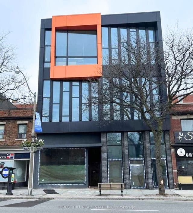 Office at 3429 Yonge Street 3, Toronto, ON M4N 2N1, Toronto C04