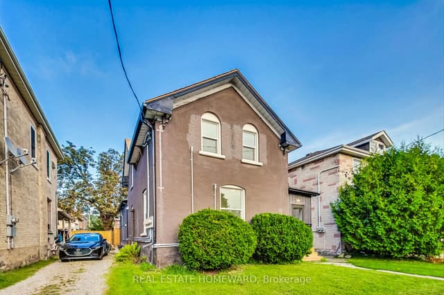 Fourplex at 91 Water Street S, Cambridge, ON N1R 3E1