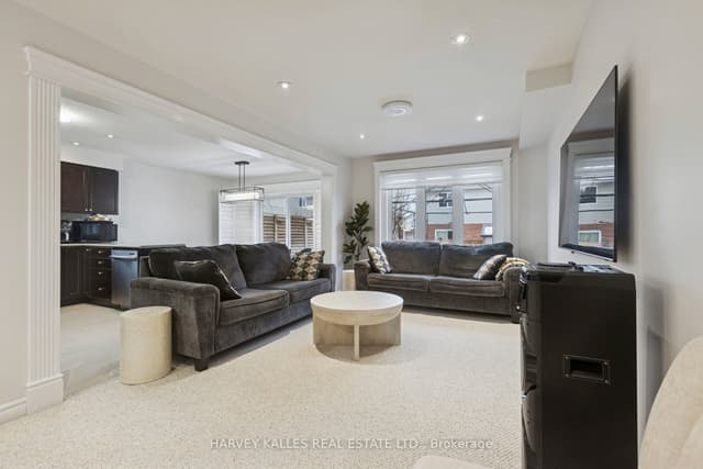 Detached at 409 Tealby Crescent, Waterloo, ON N2J 4Y8