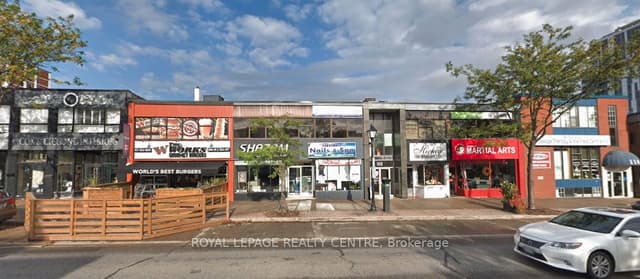 Office at 106 Lakeshore Road E 206, Mississauga, ON L5G 1E3